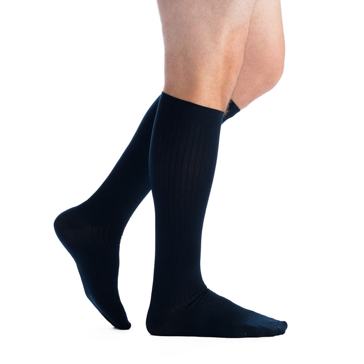 EvoNation Men's Classic Ribbed 20-30 mmHg Knee High, Navy, Side View